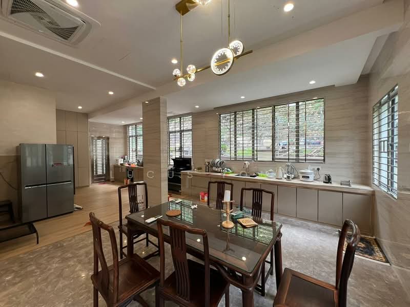 Rumah Banglo untuk Disewa di Ampang (Kuala Lumpur) - Lucus Yong - Kitchen - PropertyGuru.com.my