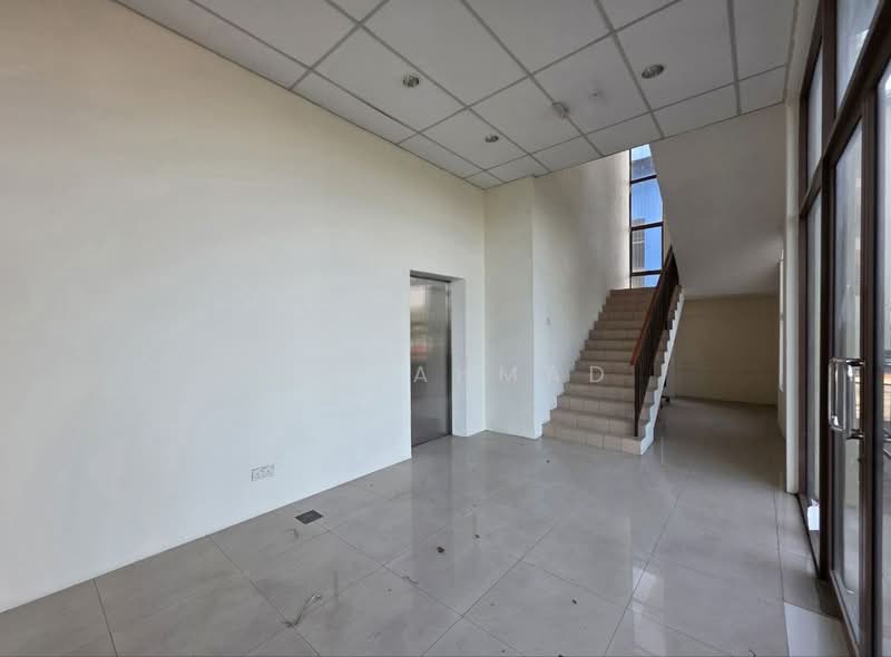 Factory for Rent in Bukit Jelutong (Shah Alam) - Sue Ahmad - Entrance - PropertyGuru.com.my