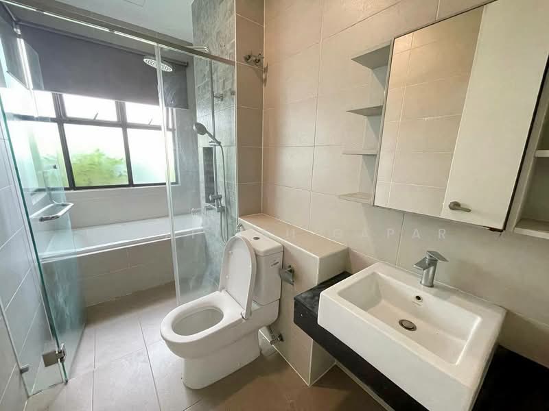 Condominium for Rent at Isle of Kamares - NoraFizah Gapar - Bathroom - PropertyGuru.com.my