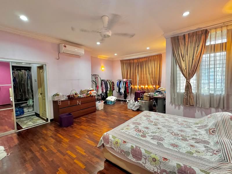 2-storey Terraced House for Sale in Bukit Jelutong (Shah Alam) - Akramin Firdaus Bin Mokhtar - PropertyGuru.com.my
