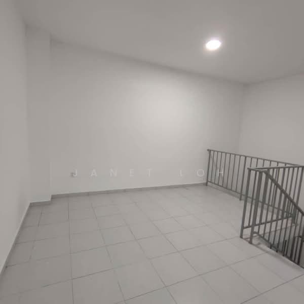 2.5-storey Terraced House for Sale in Taman Scientex Utama (Senai) - Janet Loh - PropertyGuru.com.my