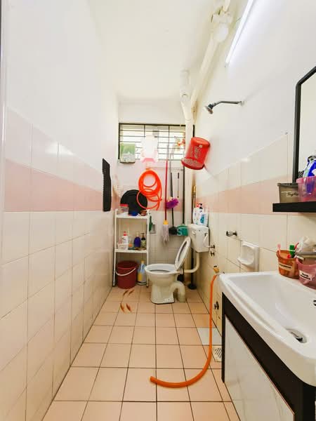 Apartment for Sale at Sri Melor (Mulberry Court) - Azrul Ismail - Bathroom - PropertyGuru.com.my