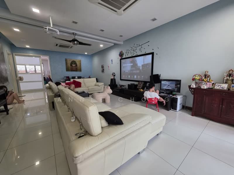Rumah Teres 2 Tingkat untuk Dijual di Bandar Kinrara Seksyen 8 (Bandar Kinrara) - Annie Chong - Living Room - PropertyGuru.com.my