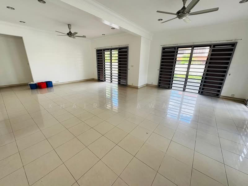 2-storey Terraced House for Sale in Bukit Jelutong (Shah Alam) - Khairol Awang - Living Room - PropertyGuru.com.my