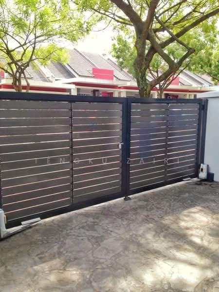 Rumah Teres 1 Tingkat untuk Dijual di Setia Alam (Selangor) - Tengku Zairi - PropertyGuru.com.my