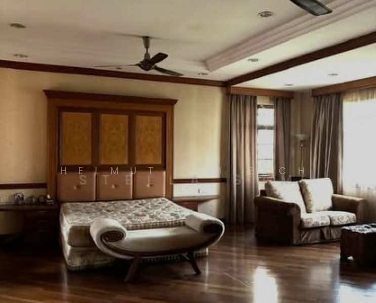 Bungalow for Sale in Usj 5 (Subang Jaya) - Helmut Schleich - Bedroom - PropertyGuru.com.my