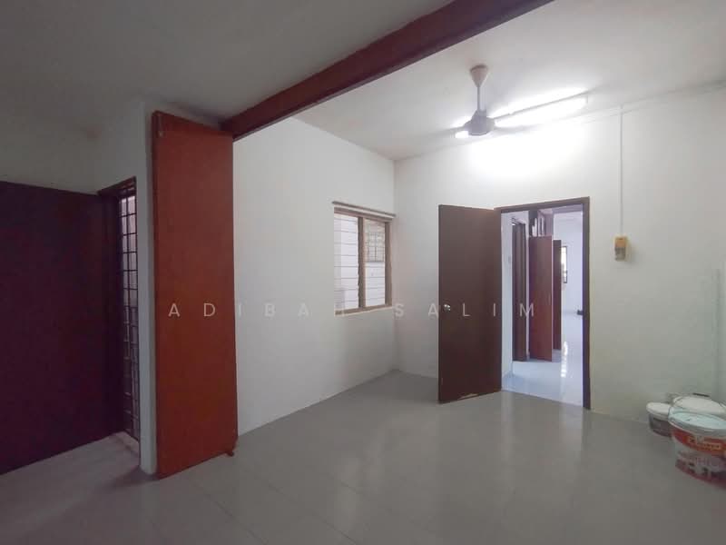 Rumah Teres untuk Dijual di Bandar Kinrara Seksyen 5 (Bandar Kinrara) - Adibah Salim - Interior - PropertyGuru.com.my
