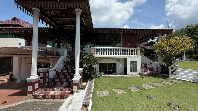 Rumah Banglo untuk Dijual di Country Heights (Kajang) - Sharifah Jannah - Exterior - PropertyGuru.com.my