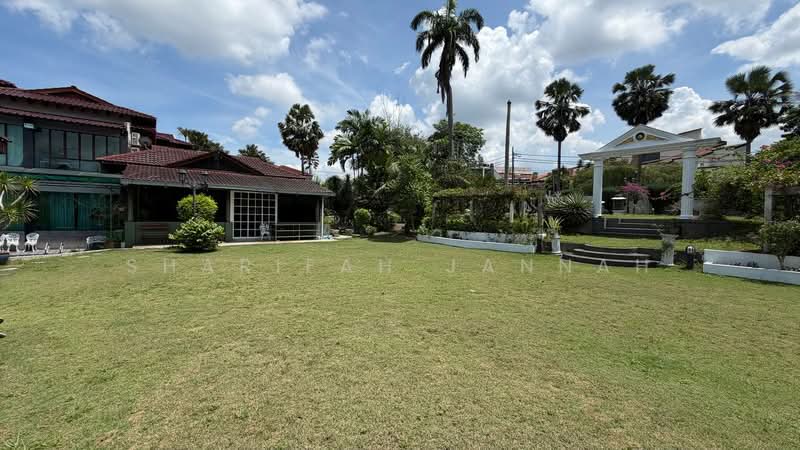 Rumah Banglo untuk Dijual di Country Heights (Kajang) - Sharifah Jannah - Exterior - PropertyGuru.com.my