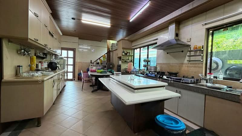 Rumah Banglo untuk Dijual di Country Heights (Kajang) - Sharifah Jannah - Kitchen - PropertyGuru.com.my