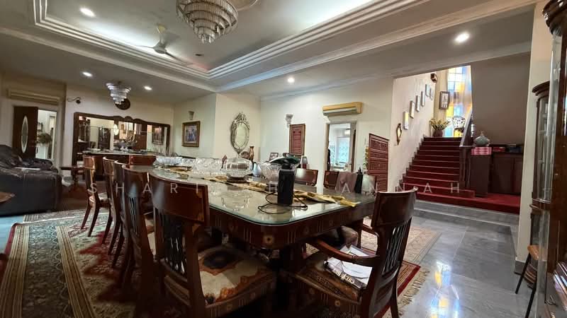 Rumah Banglo untuk Dijual di Country Heights (Kajang) - Sharifah Jannah - Dining Room - PropertyGuru.com.my