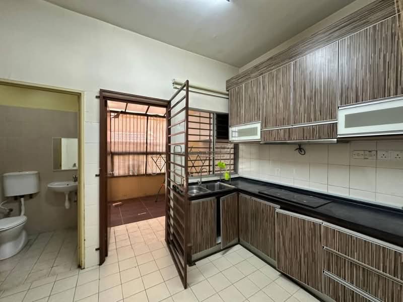 Rumah Teres 2 Tingkat untuk Dijual di Subang Jaya (Selangor) - Tengku Zairi - PropertyGuru.com.my