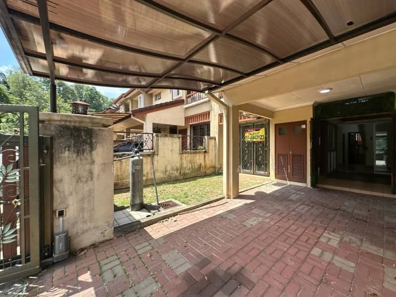 Rumah Teres 2 Tingkat untuk Dijual di Subang Jaya (Selangor) - Tengku Zairi - PropertyGuru.com.my