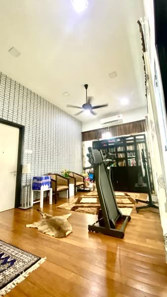 Semi-Detached House for Sale in Bukit Jelutong (Shah Alam) - Khairol Awang - PropertyGuru.com.my