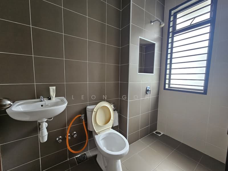 2-storey Terraced House for Sale in Bandar Rimbayu (Telok Panglima Garang) - Leon Goh - Bathroom - PropertyGuru.com.my