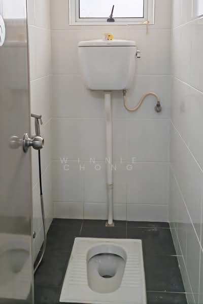 Shop / Office for Rent in Petaling Jaya (Selangor) - Winnie Chong - Bathroom - PropertyGuru.com.my