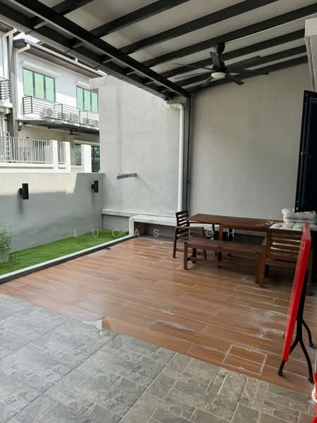 2-storey Terraced House for Sale in Sungai Buloh (Selangor) - Lucas Loh - Exterior - PropertyGuru.com.my