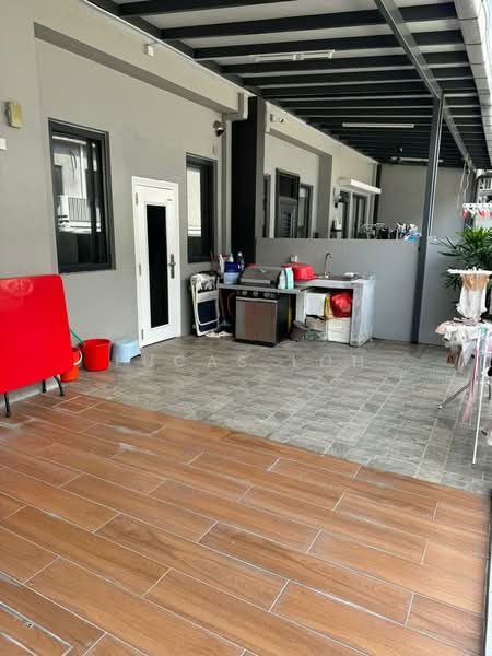 2-storey Terraced House for Sale in Sungai Buloh (Selangor) - Lucas Loh - Exterior - PropertyGuru.com.my