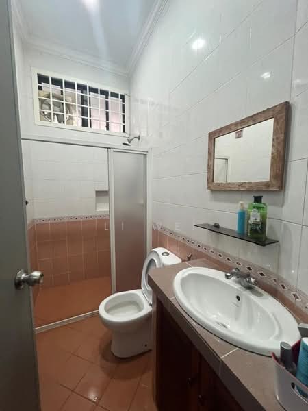 1.5-storey Terraced House for Rent in Taman Molek (Johor Bahru) - Li Wei - PropertyGuru.com.my