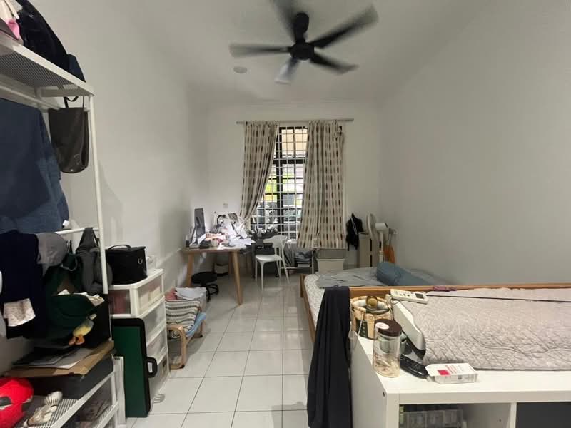 1.5-storey Terraced House for Rent in Taman Molek (Johor Bahru) - Li Wei - PropertyGuru.com.my