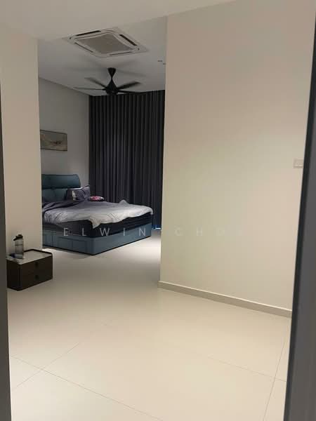 Semi-Detached House for Sale in Setia Utama (Setia Alam) - Elwin Chok - Bedroom - PropertyGuru.com.my