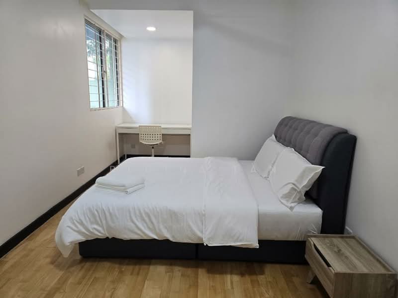 Servis Apartment untuk Disewa di Solaris Dutamas - Regina Tan - Bedroom - PropertyGuru.com.my