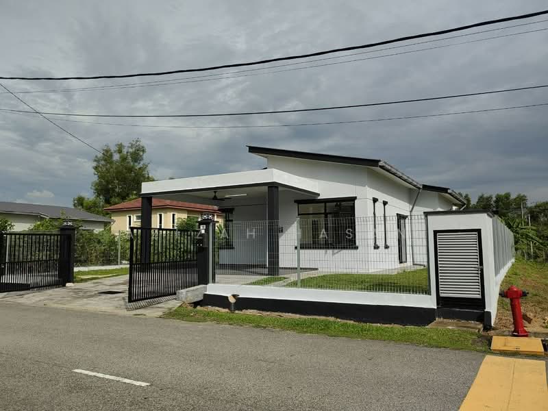 Rumah Banglo untuk Dijual di Mahkota Hills (Lenggeng) - Azizah Hasan - PropertyGuru.com.my