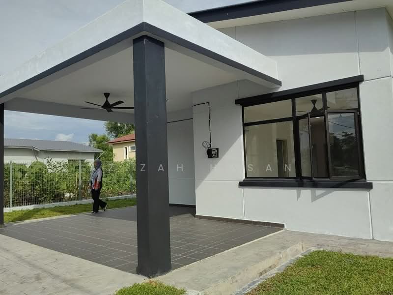 Rumah Banglo untuk Dijual di Mahkota Hills (Lenggeng) - Azizah Hasan - PropertyGuru.com.my