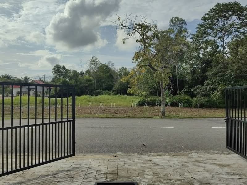 Rumah Banglo untuk Dijual di Mahkota Hills (Lenggeng) - Azizah Hasan - PropertyGuru.com.my