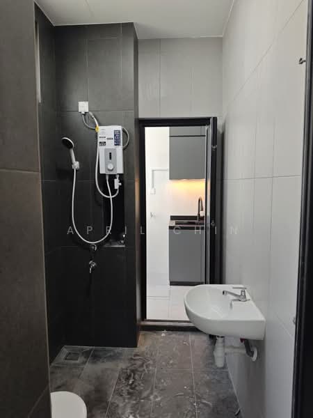 Rumah Teres 2 Tingkat untuk Disewa di Taman Mount Austin (Tebrau) - April Chin - Bathroom - PropertyGuru.com.my