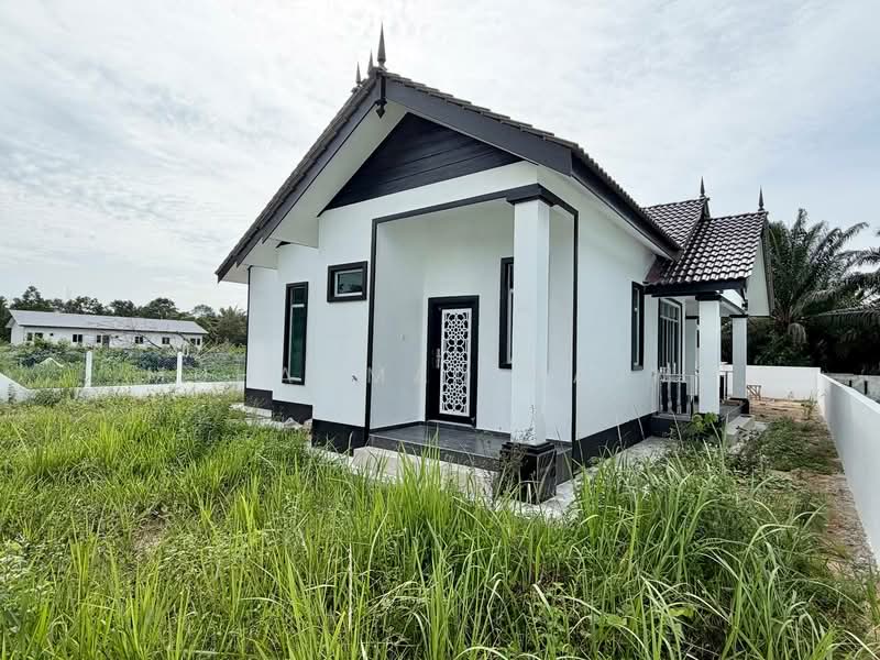 Bungalow for Sale in Kijal (Terengganu) - Muhammad Najmi - Exterior - PropertyGuru.com.my