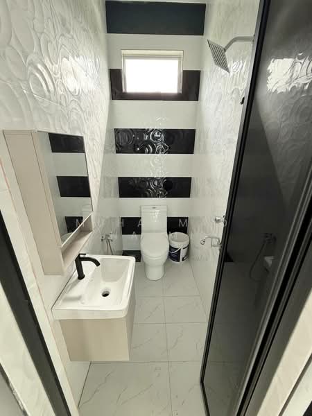Bungalow for Sale in Kijal (Terengganu) - Muhammad Najmi - Bathroom - PropertyGuru.com.my