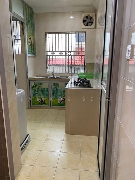 Rumah Teres 2 Tingkat untuk Disewa di Skudai (Johor) - Lai Kok Seng - Kitchen - PropertyGuru.com.my
