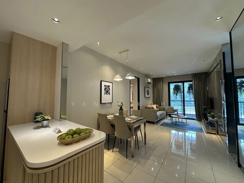 Servis Apartment untuk Dijual di Aster Hill - Yanny Koh - Living Room - PropertyGuru.com.my