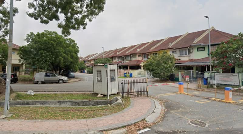 Semi-Detached House for Sale in Shah Alam (Selangor) - Bee Kim - Exterior - PropertyGuru.com.my
