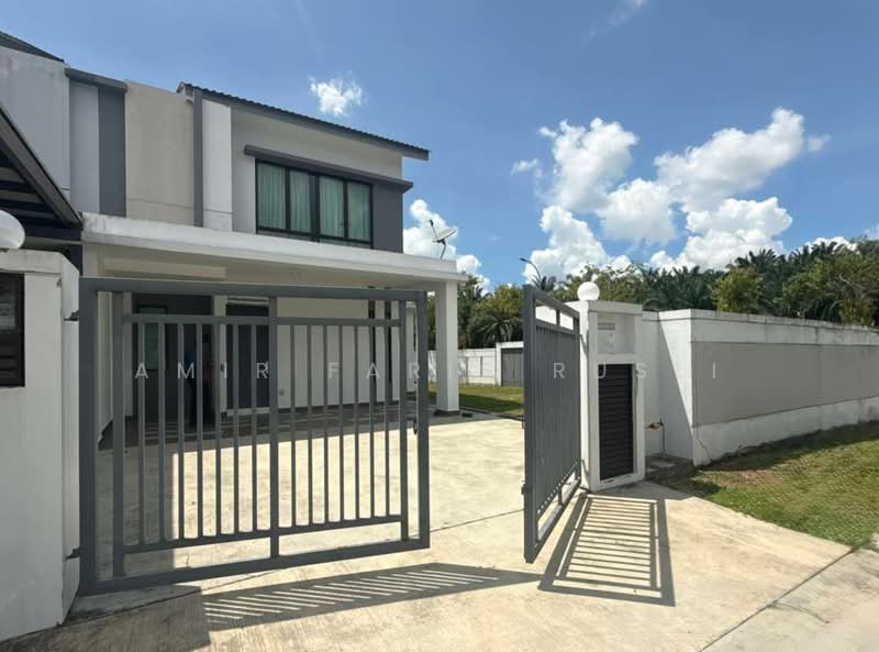 2-storey Terraced House for Rent in Taman Austin Duta (Tebrau) - Amir Faris Rusli - Exterior - PropertyGuru.com.my