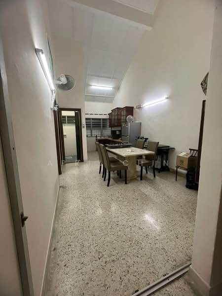 1-storey Terraced House for Rent in Johor Bahru (Johor) - April Chin - Kitchen - PropertyGuru.com.my