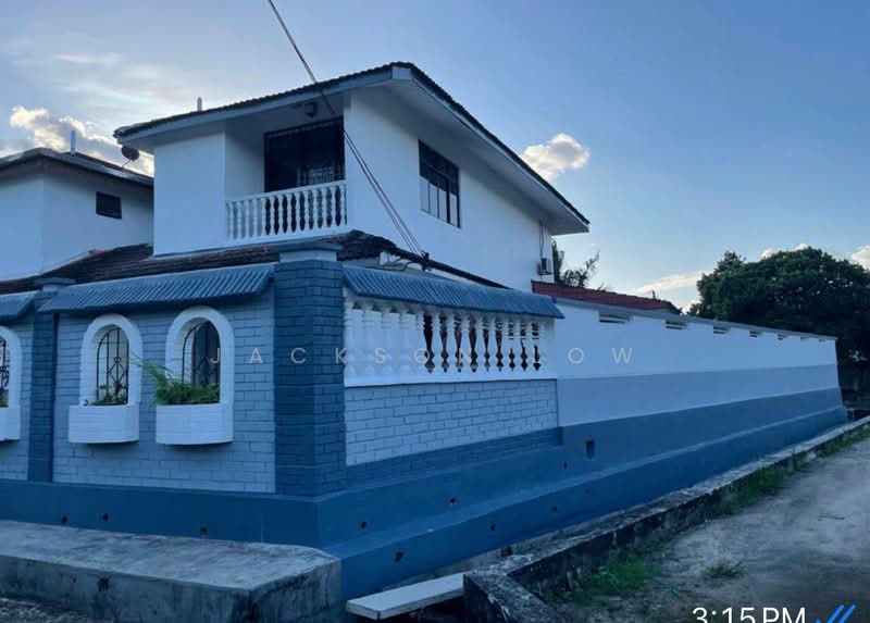 Rumah Teres 2 Tingkat untuk Dijual di Taman Johor Jaya (Johor Bahru) - Jackson Low - Exterior - PropertyGuru.com.my