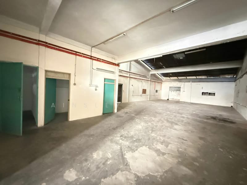 Semi-D Factory for Sale in Kawasan Perindustrian Pengkalan (Lahat) - Ainsley Thong - Interior - PropertyGuru.com.my