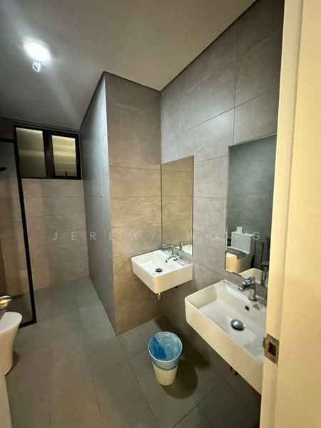 Servis Apartment untuk Dijual di Cubic Botanical - Jeremy Wong - Bathroom - PropertyGuru.com.my