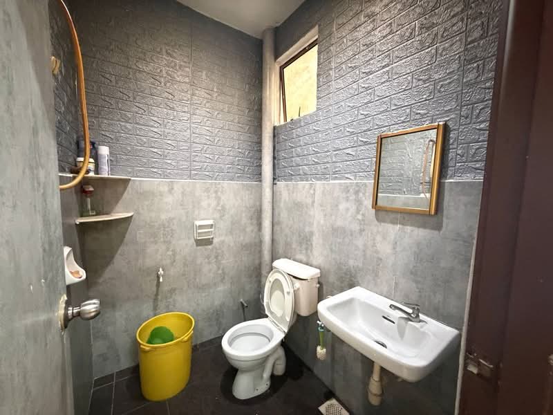 2-storey Terraced House for Sale in Taman Nusa Bestari (Iskandar Puteri (Nusajaya)) - Freedom Lam - Bathroom - PropertyGuru.com.my