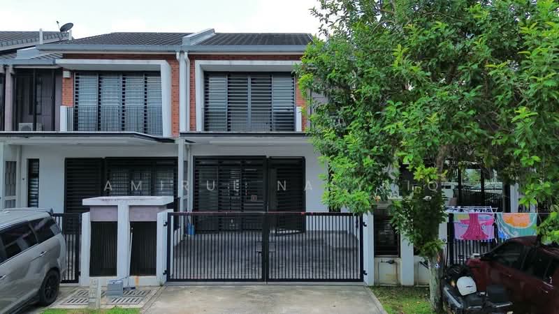 Rumah Teres 2 Tingkat untuk Dijual di Shah Alam (Selangor) - Amirul Nasyriq - Exterior - PropertyGuru.com.my