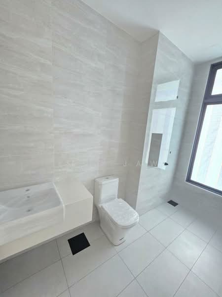 Rumah Banglo untuk Dijual di Taman Molek (Johor Bahru) - Kino Jaw - Bathroom - PropertyGuru.com.my