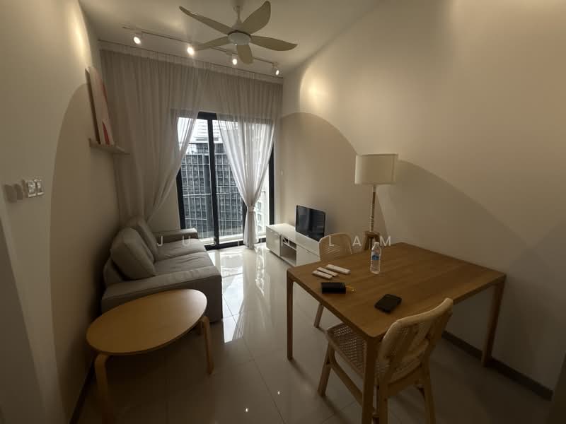Servis Apartment untuk Disewa di Southlink - Justin Lam - Living Room - PropertyGuru.com.my