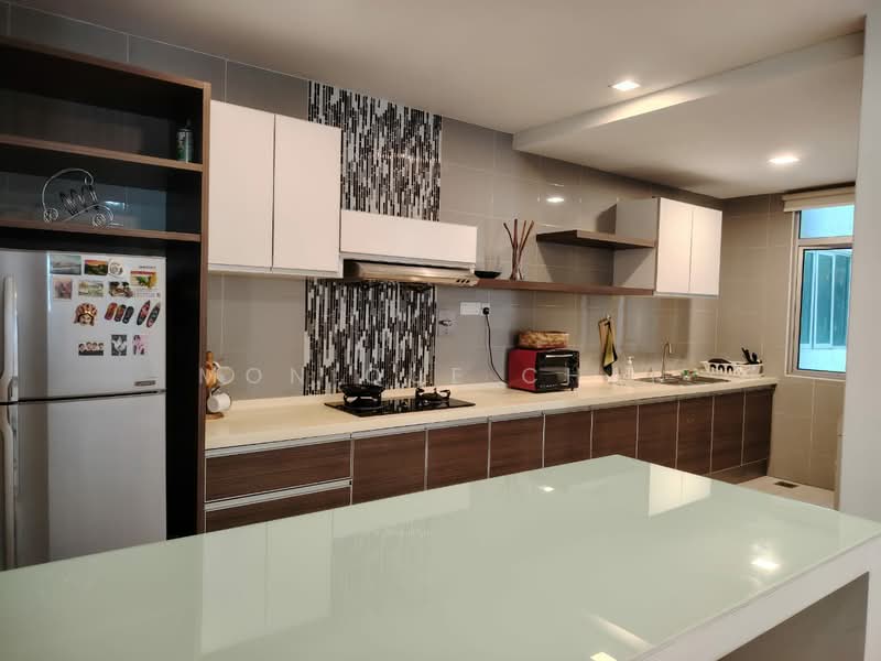 Kondominium untuk Disewa di Aston Kiara 3 - Monique Chai - Kitchen - PropertyGuru.com.my
