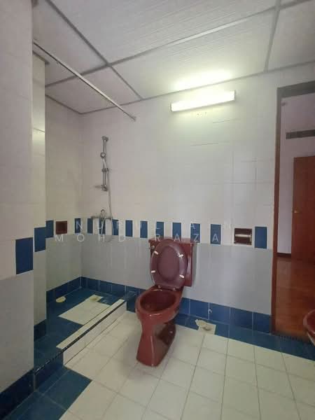 Condominium for Rent at Menara Pinang - Nurul Ain Mohd Razali - Bathroom - PropertyGuru.com.my