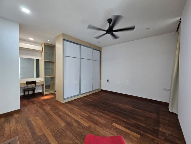 Kondominium untuk Disewa di The Cantonment - Ronald Ng - Bedroom - PropertyGuru.com.my