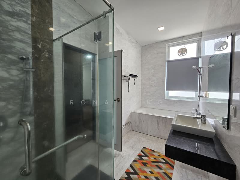 Kondominium untuk Disewa di The Cantonment - Ronald Ng - Bathroom - PropertyGuru.com.my