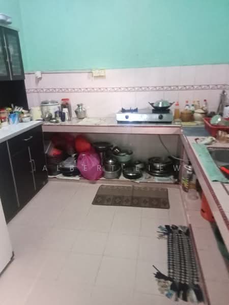Semi-Detached House for Sale in Ulu Tiram (Johor) - Albert Liew - Kitchen - PropertyGuru.com.my