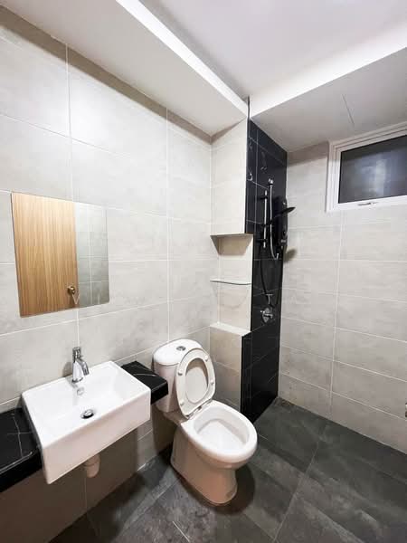 Condominium for Rent at QuayWest Residence - Vincent Tan - Bathroom - PropertyGuru.com.my